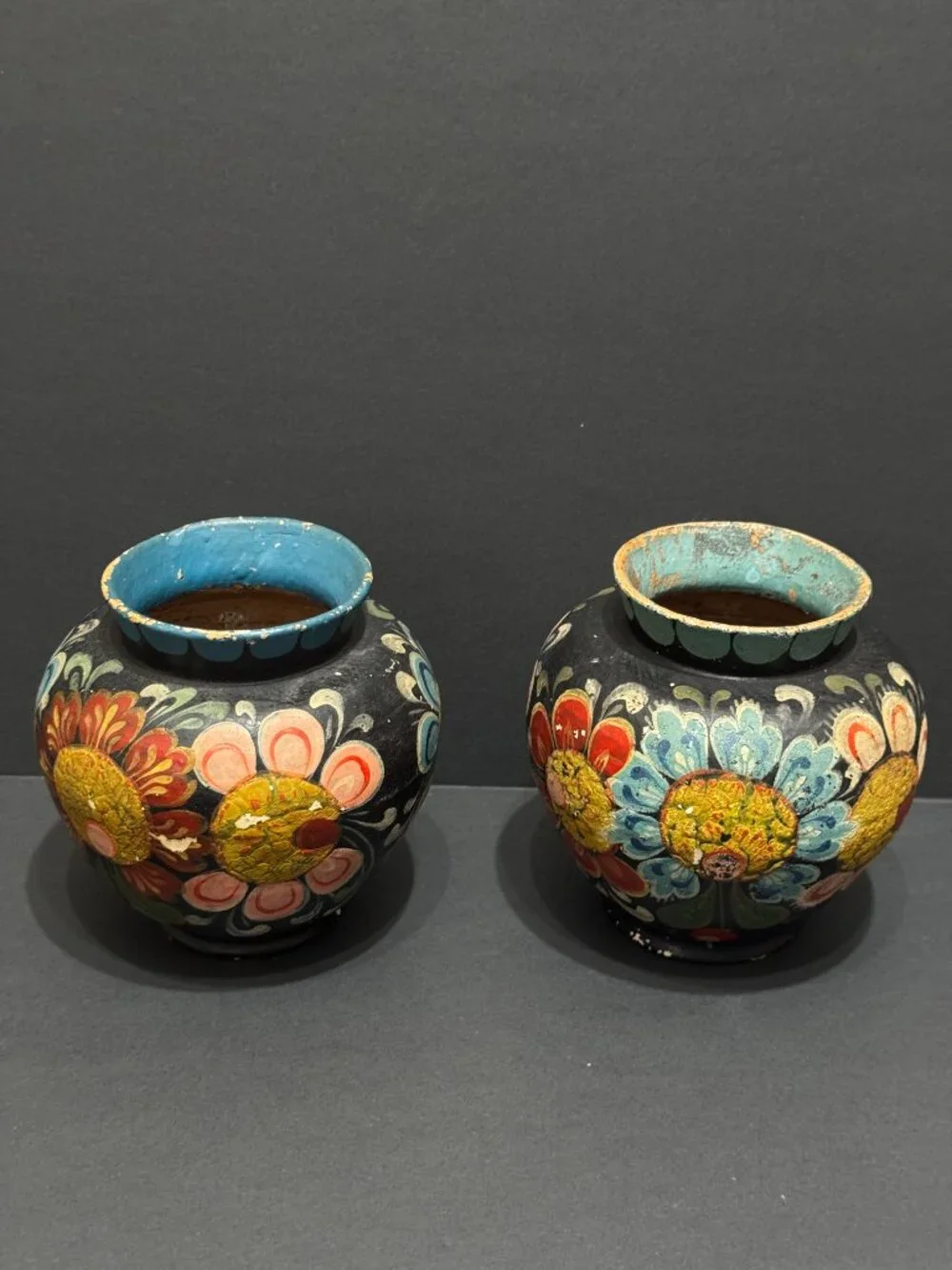 Unknown vintage folk